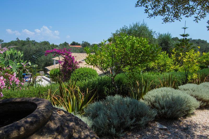Kiparissi Villa Kourtaiika Exterior photo